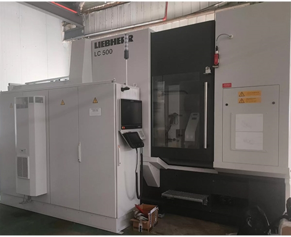 德國LIEBHERR利勃海爾LC500滾齒機，精度可達國標3級