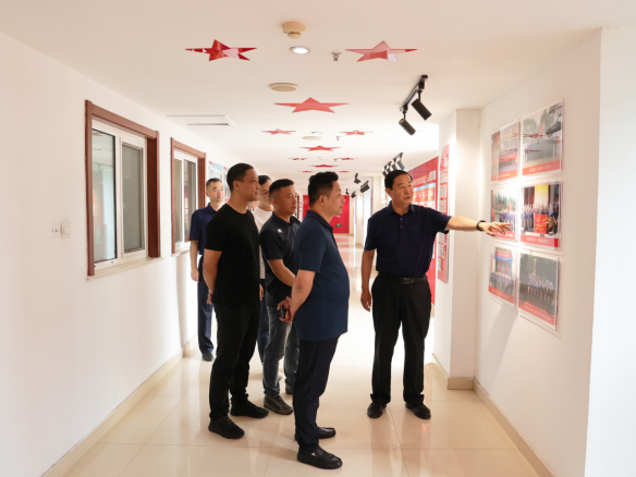 1720515553106860.png 武漢市融威押運保安服務(wù)有限公司到集團公司考察交流87.png